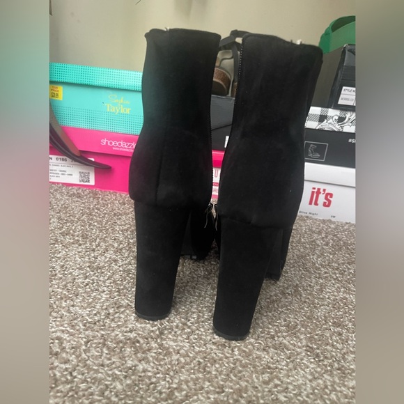 Open toe booties - Picture 5 of 5